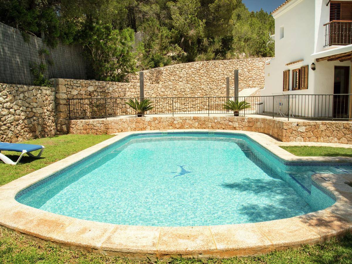 Cozy Holiday Home In Santa Eularia Des Riu With Private Pool מראה חיצוני תמונה